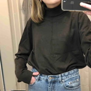  - Mörkbrun polo köpt second hand