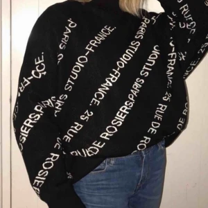  - ⚡️snygg Gina tricot tröja till salu! Använd runt 1-2 gånger och säljer pga förstor. Storlek: S Nypris: 399kr Vårt pris: 150kr ⚡️