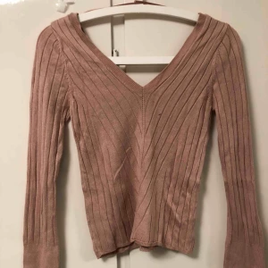  - Tröja från Chiquelle, frakt tillkommer. 