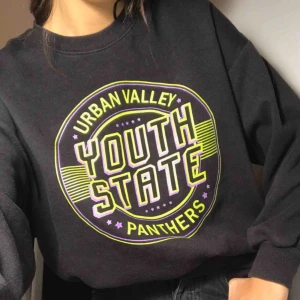  - Fett snyggg sweatshirt från H&M!!! Buda från 20kr