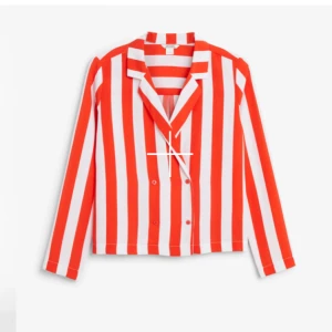  - Helt ny, oanvänd kostym från Monki i storlek small Nypris: 450kr    