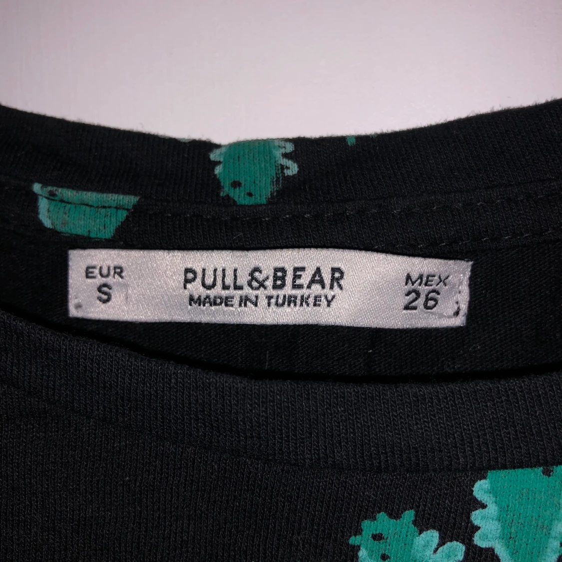 T-shirt från pull & bear - 90