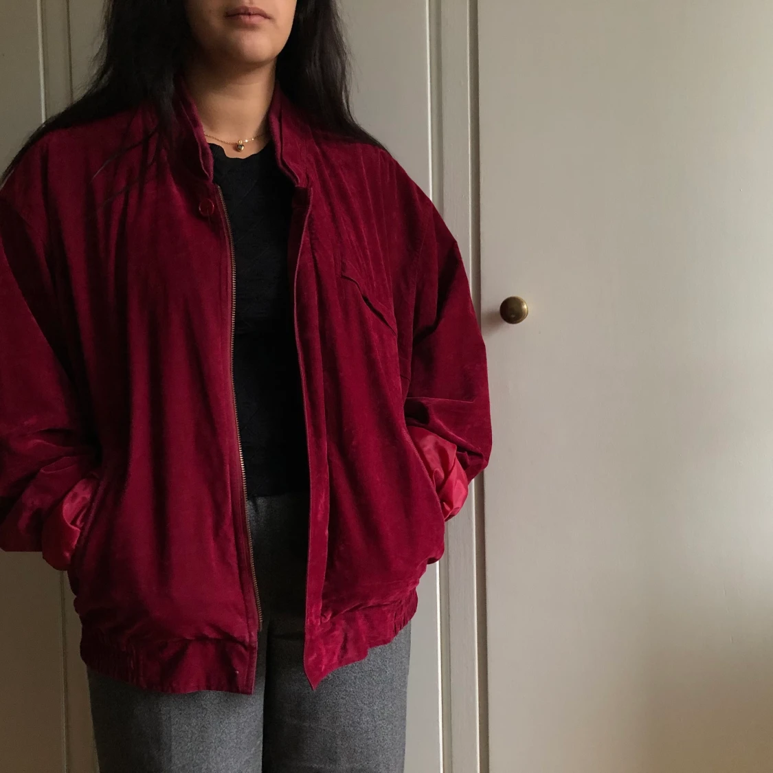 Röd härlig mocka-ish jacka