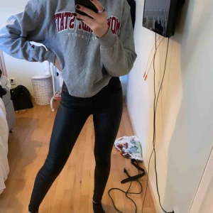  - ”Skinnbyxor” från veromoda, väl använda men mkt bra kvalitet! Säljer pga kmr ej t användning längre. Pris kan diskuteras 