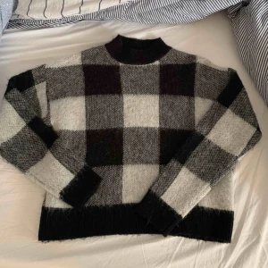  - Fin tröja! Köparen står för frakten💖💖