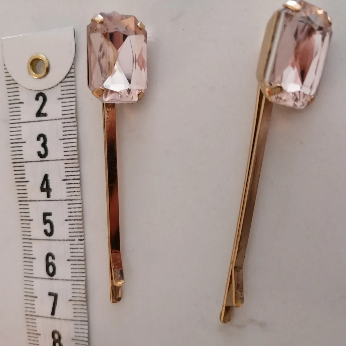 Hårnålar med rosa sten  - 90