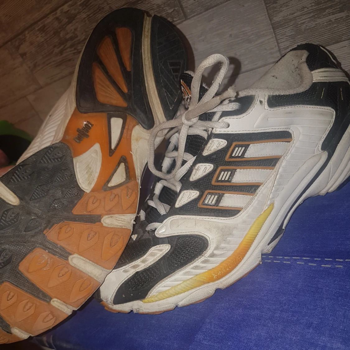 Vintage Adidas löparskor - 91