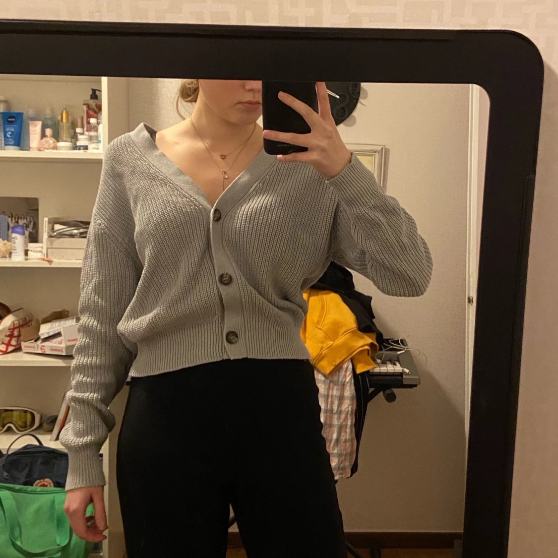 Blå/grå stickad med knappar - 91