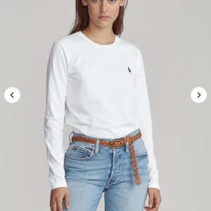 Ralph Lauren tröja - Är i storlek ”16 år” men passar en S💗 Nypris : 550kr Mitt pris: 250kr Frakt tillkommer