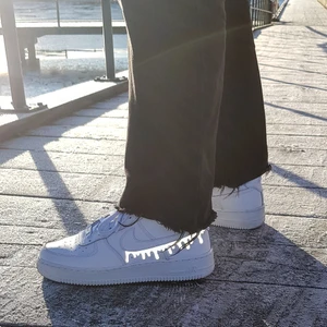 AF1 Drip - AF1 med reflexmotiv! Kolla in vår Instagram för mer info @thecustomwave.uf 🥰