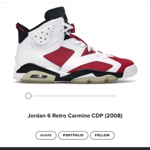 Jordan 6 carmines 2008 - Hej! Säljer mina älskade carmines från 2008. Vet inte varför bilderna blev så suddiga men skickar självklart nya bilder om det skulle önskas! Har inte orginallåda kvar men skickar i en jordan 1 låda isåfall och sänker självklart priset! Storlek 38. Köptes för 1800kr. Cond 7/10, sjukt bra bevarade och jag har bara använt dom ett fåtal gångereftersom dom är för fina för mig haha