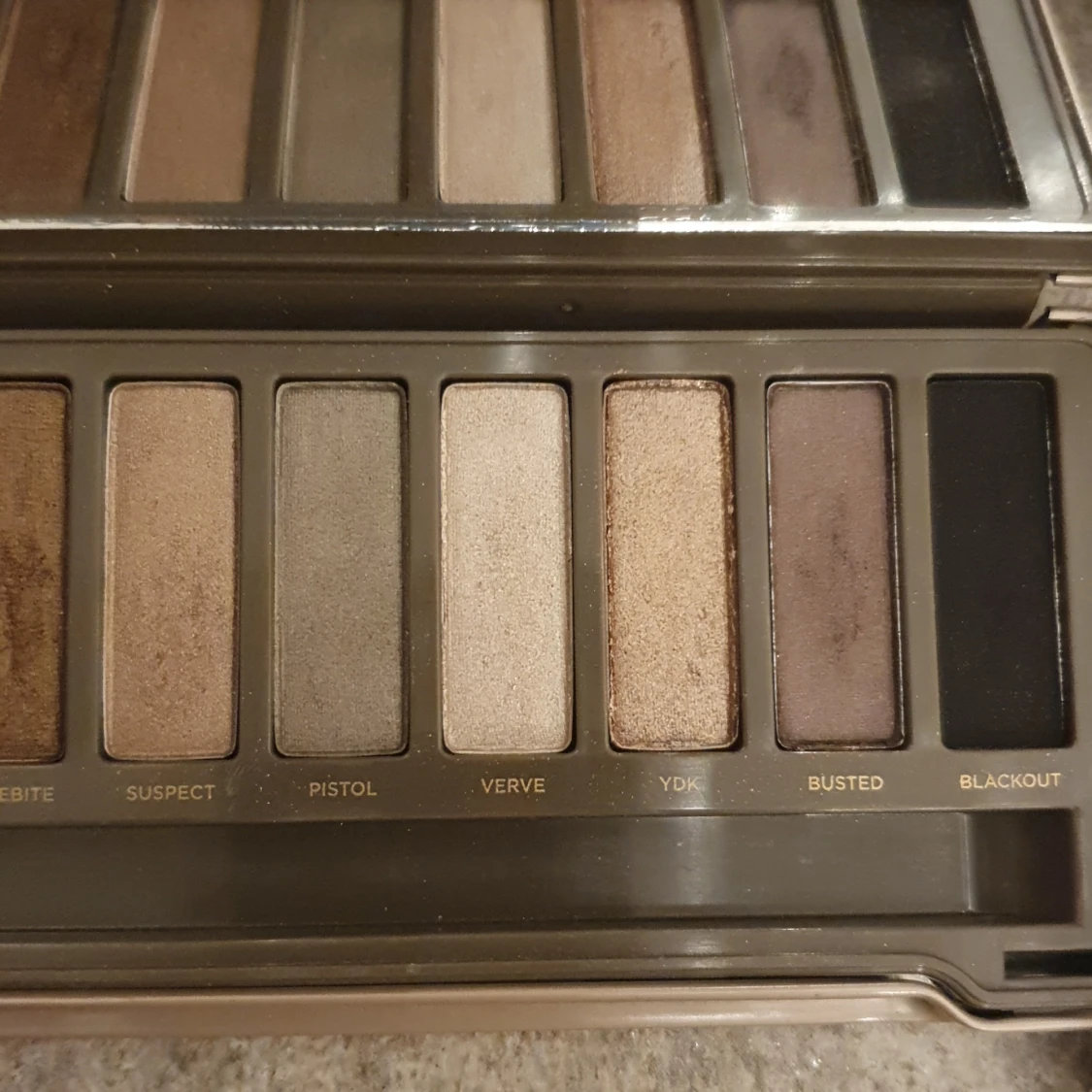 NAKED 2 Urban Decay palette  - 90