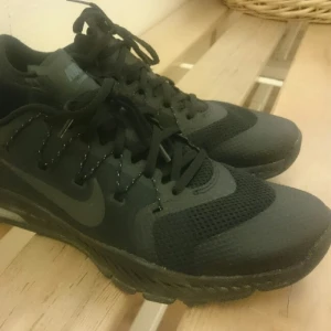  - Nike Zoom Train Complete