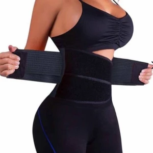 Waist trainer  - Waist trainer aldrig använd pga fel storlek ! Köpt för 400 kr ! Det står att den är storlek L men det stämmer inte, det känns mer som en M/S.  tight som fannn ! 