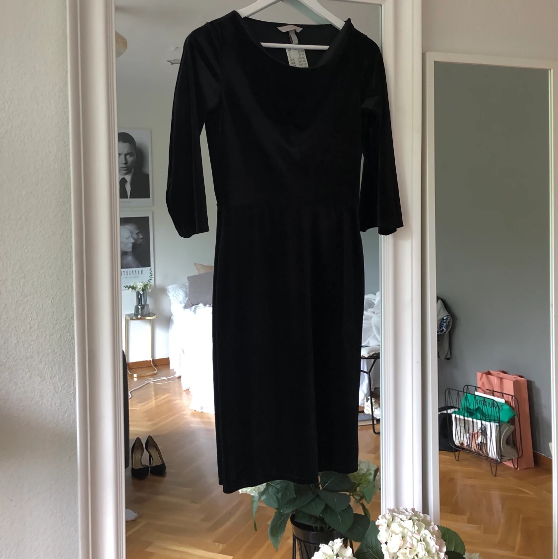 Svart sammetsklänning  - 90