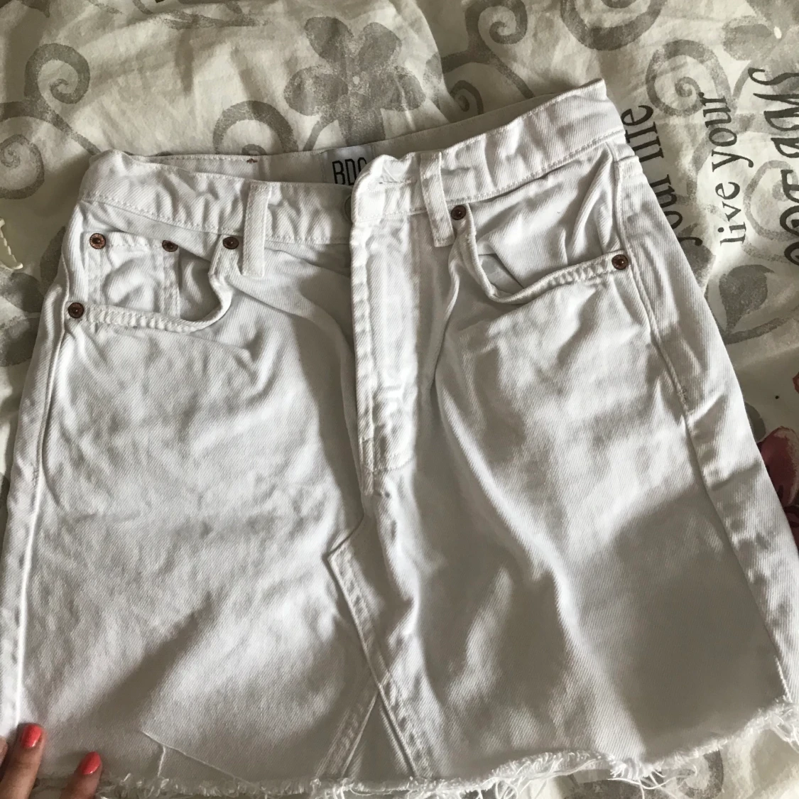 Vit jeans kjol från Urban outfitters