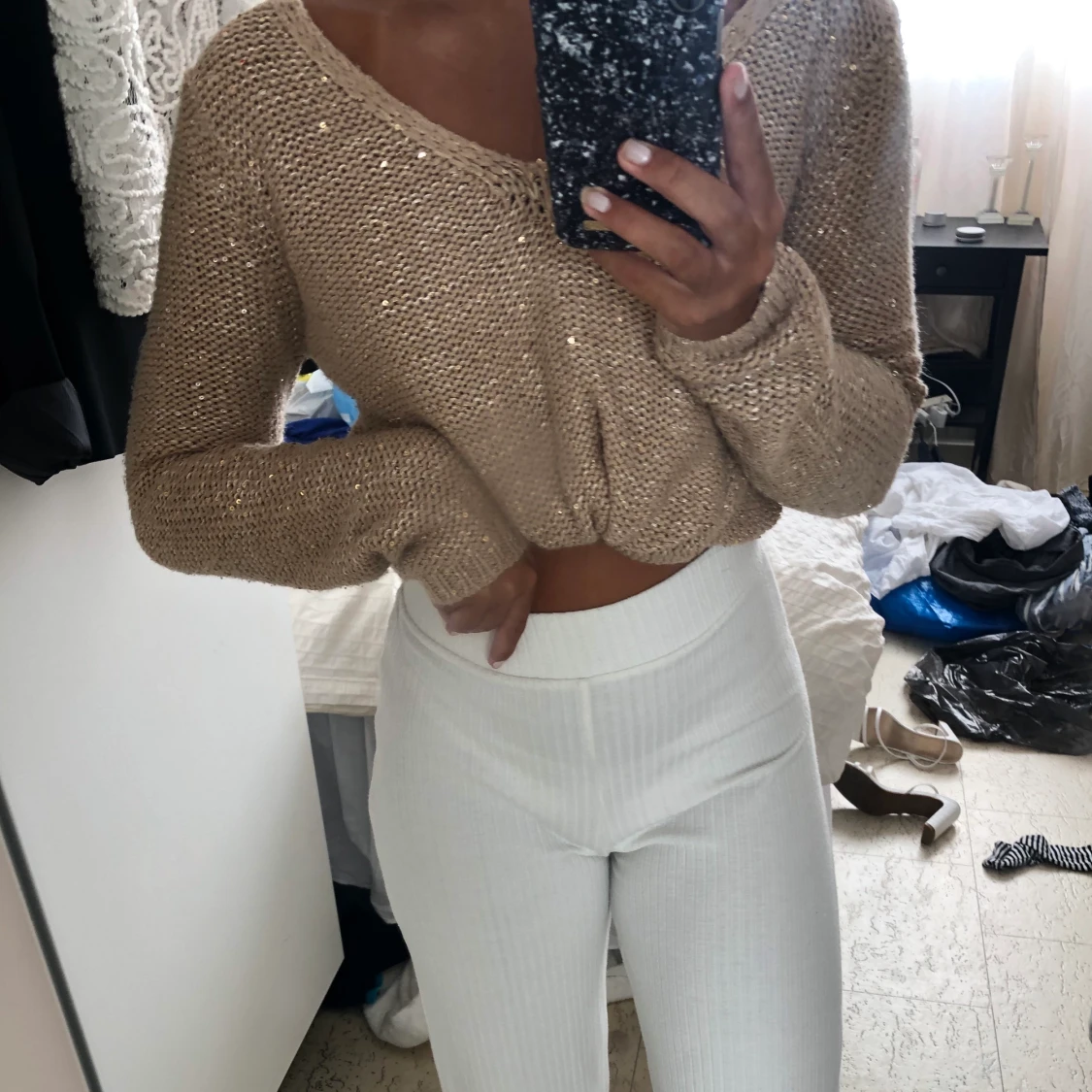 Snygg guldig stickad tröja🤍