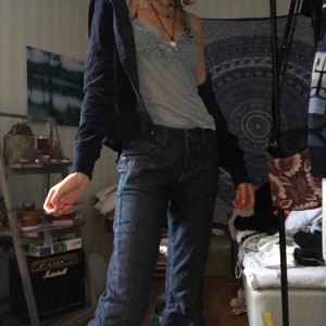 Mjukiskofta - Jättefin mörkblå mjukiskofta från Cubus! Säljer då den är för liten för mig :/💗