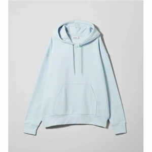 Weekday hoodie  - Den populära hoodien från weekday! Nästan aldrig använd bara testad. Bjuder på frakten🤍🤍