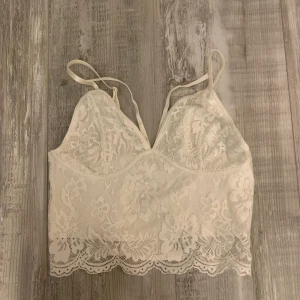 Topp - Aldrig använd då den är för liten.