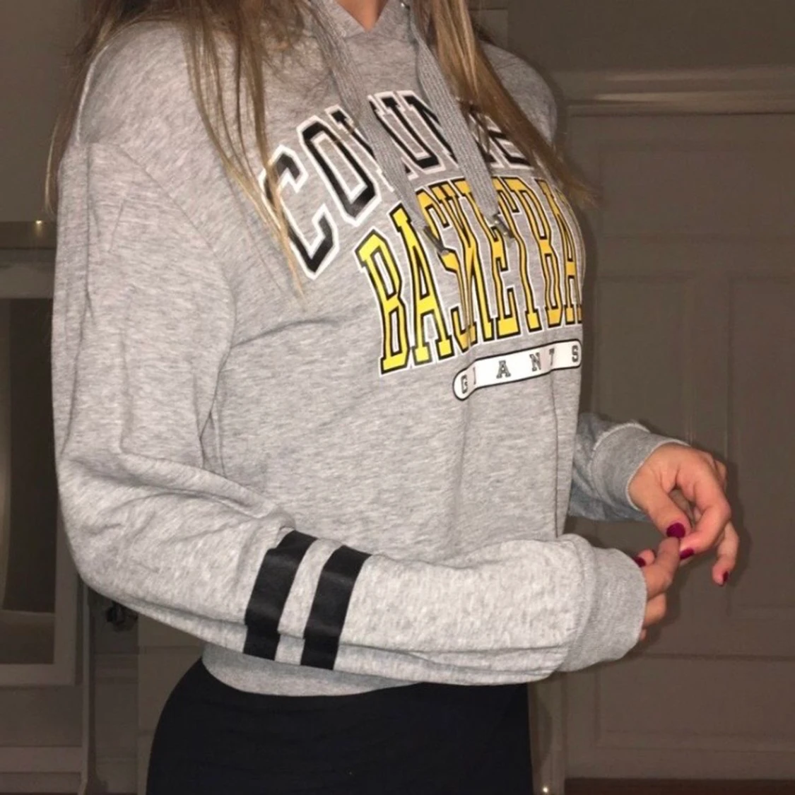 Hoodie (H&M 200kr) - 90