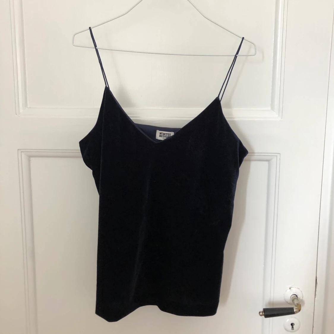 Mörkblått sammetslinne 