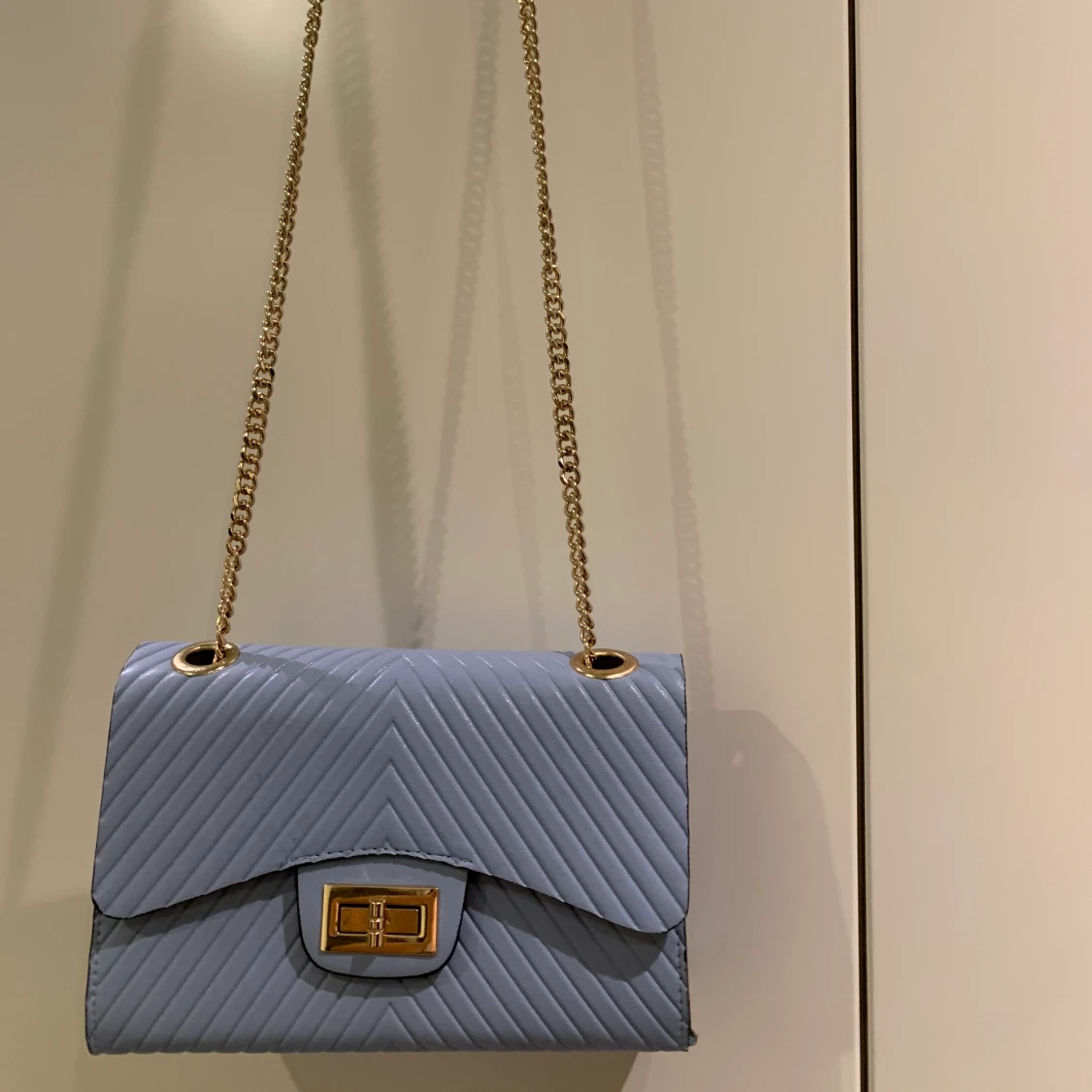 Blå handväska  - 90