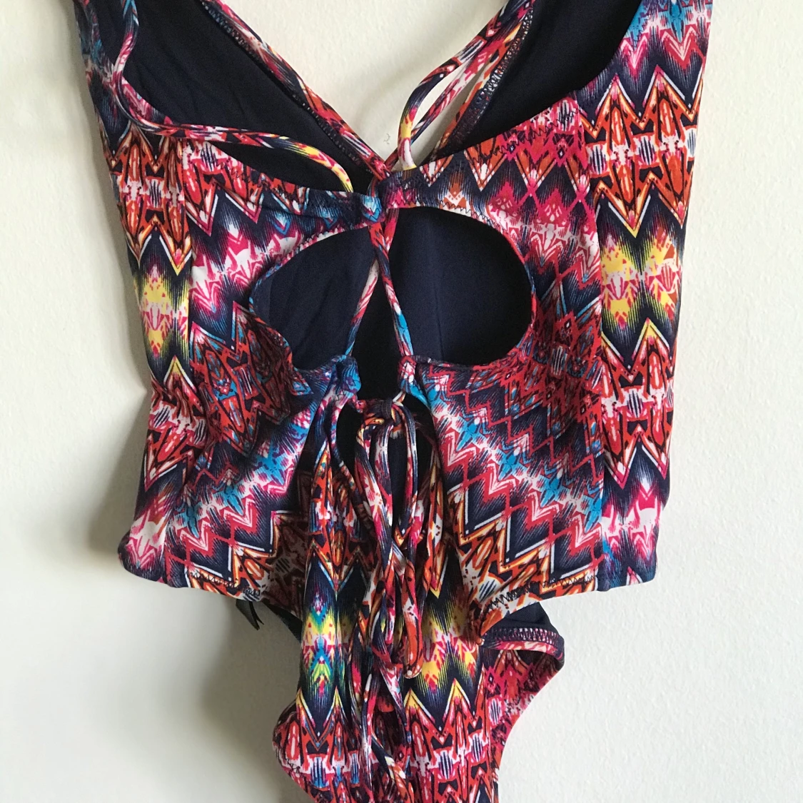 Mönstrad baddräkt  - 90