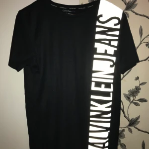 CK tröja - Unisex, passar s/m/l