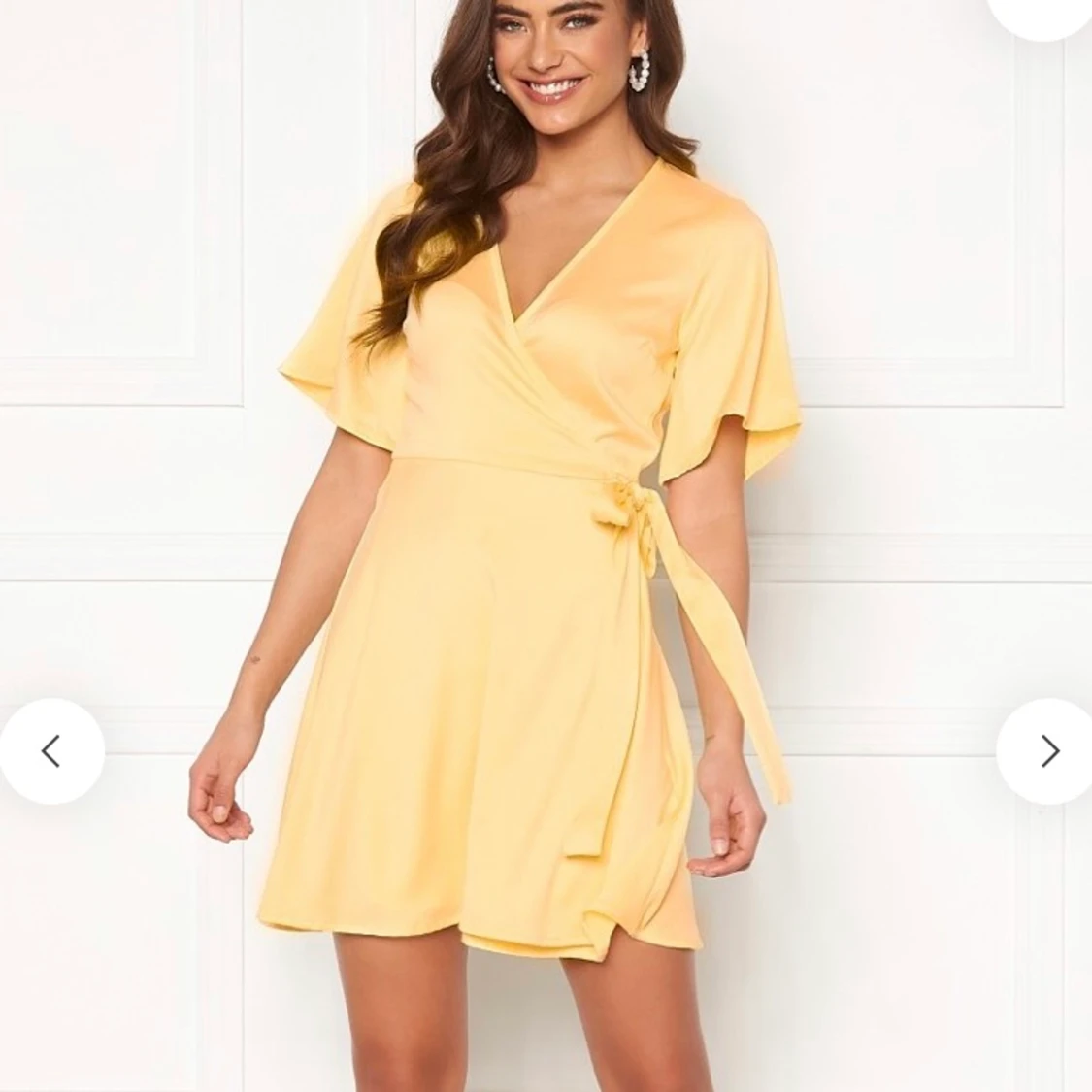 Sommargul klänning ☀️ - 90