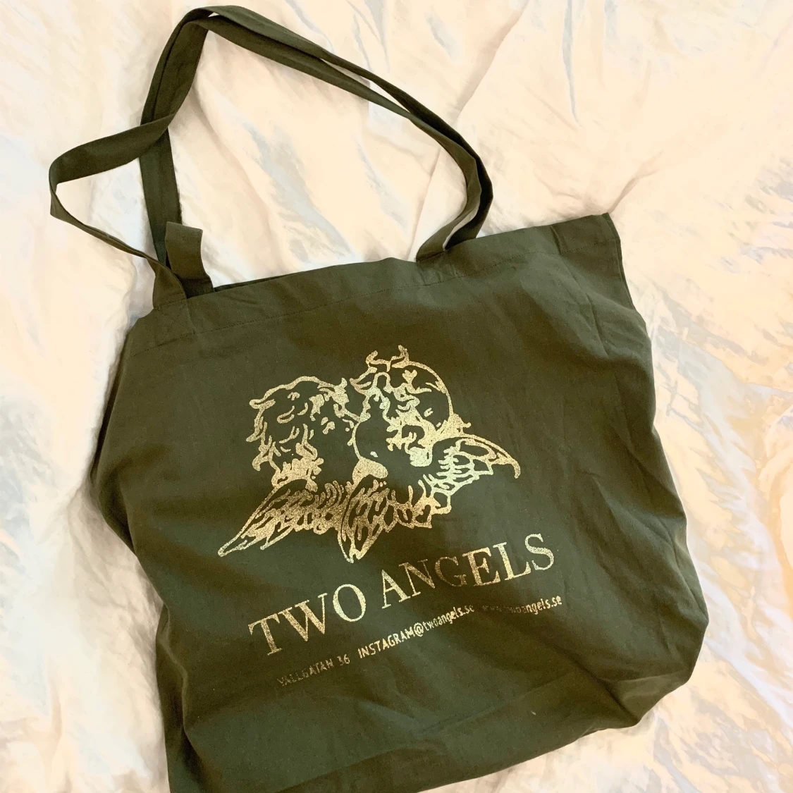 TWO ANGELS TYGKASSE