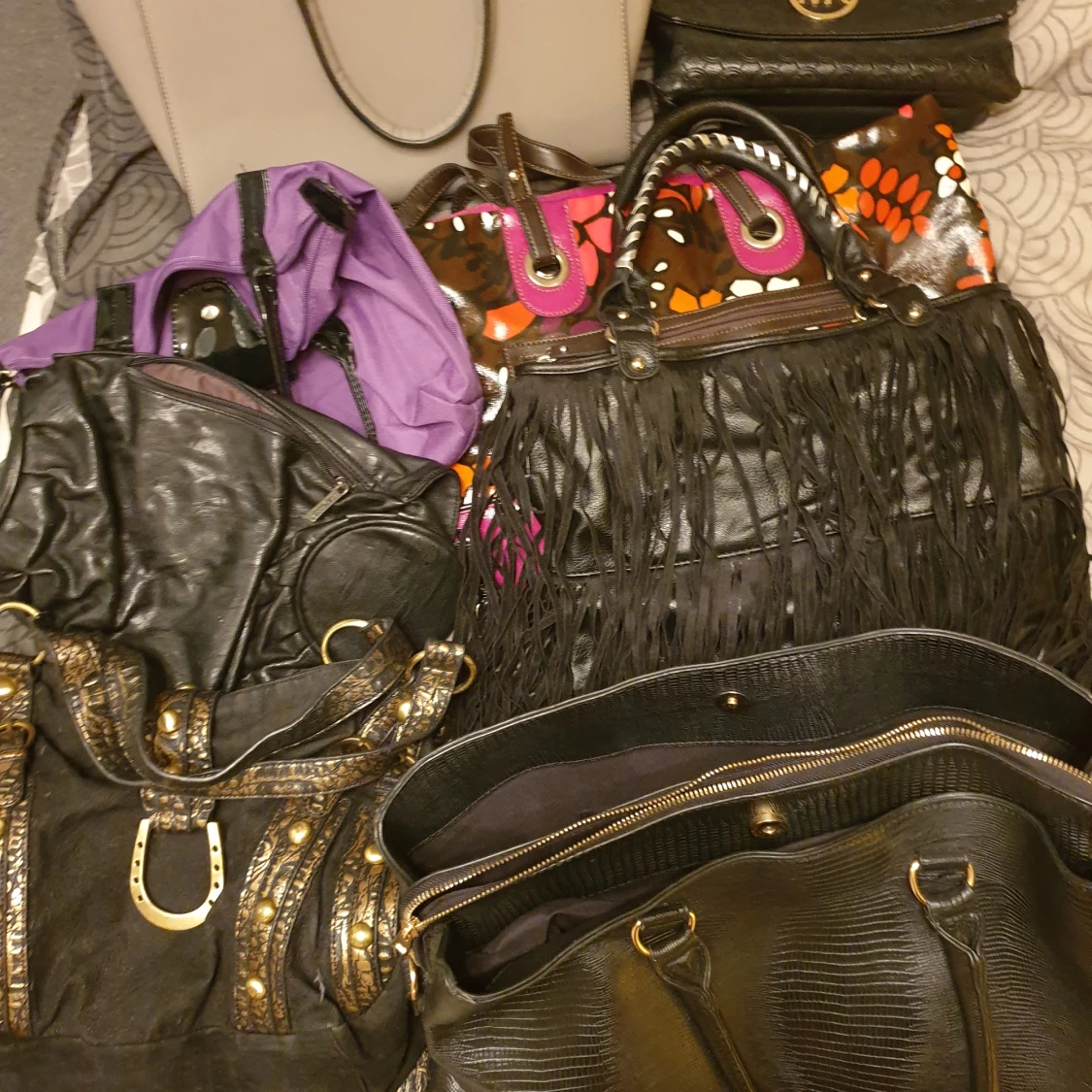 H&M, Micheal kors kopia, Messai