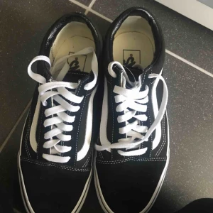  - Köptes för 700kr, har bara använts 1 gång! Säljs på grund av för liten storlek.