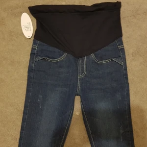  - Helt nya och jätte finna gravidetsbyxor  