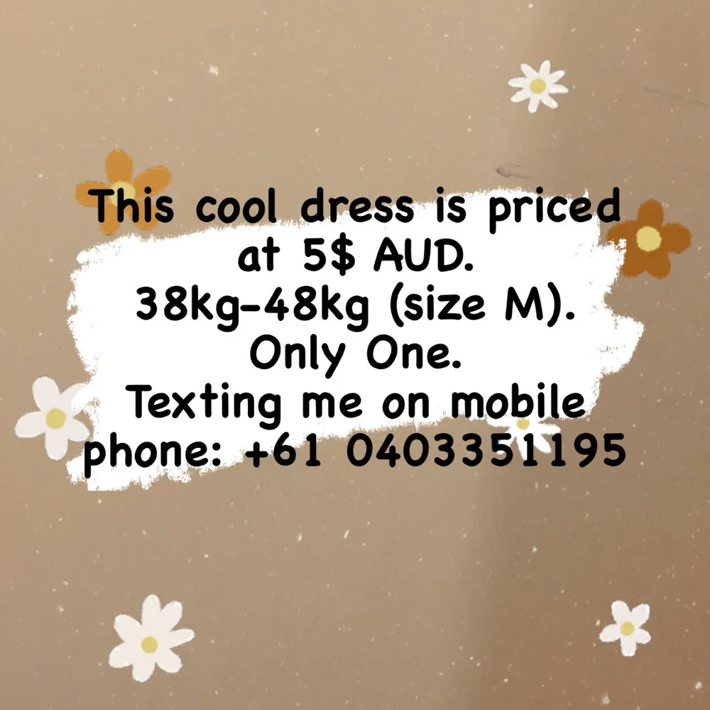 This cool dress is priced at 5$ AUD.   38kg-48kg (size M). Only One.  Texting me on mobile phone: +61 0403351195. Klänningar.