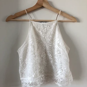 Vit topp - Fin vit topp. Storlek M. Mycket fint skick