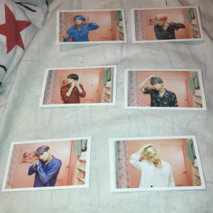 Map of the soul : person,  lomocards - Säljer dessa 6 korten. Tyvärr försvann min på j-hope :( mens om ni ser har den där bak märken från härtmassa men det är inget som förstör korten eller så. Möts upp i gbg 💜