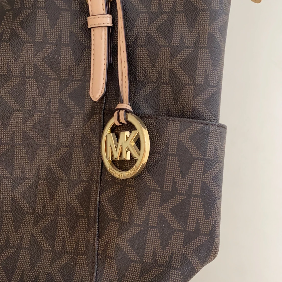 Michael Kors väska  - 91