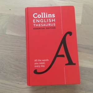 COLLINS ENGLISH THESAURUS - Fråga om det är något :) 