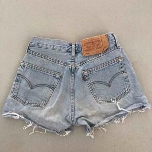  - Levis shorts 💙 köpare står för frakt på 54kr 💙