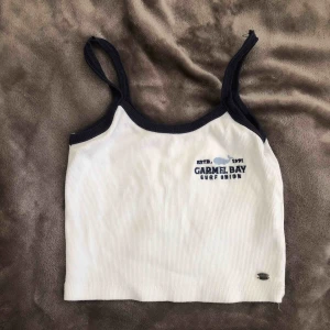  - Fint linne med marinblå detalj, köpt för 100kr säljer för 20 🌊🌊