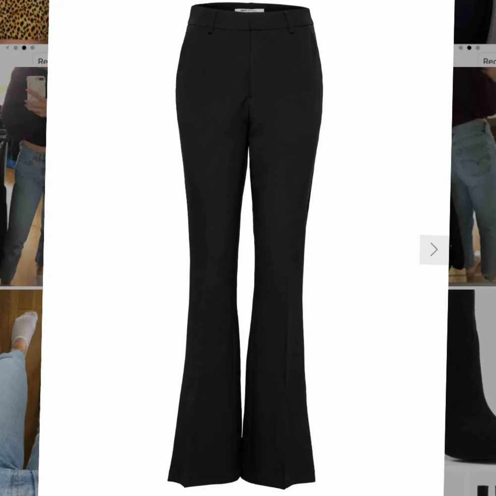 FRAKT INGÅR i priset!!  Högmidjade kostymbyxor från ONLY, flared nedtill. Säljer pga. för stora, använda 1 gång!! Längden är 30, vilket är den kortaste längden. Denna storlek (36/30) är helt slutsålt på hemsidan!!♥️. Jeans & Byxor.