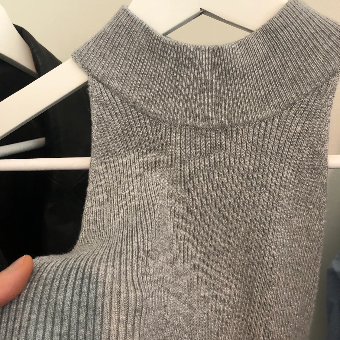 TURTLE NECK TOP  - 91