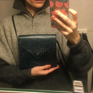 Blå väska 🐍 - Vintage blå väska 💙