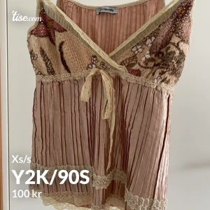 Vintage topp - Frakt:42kr