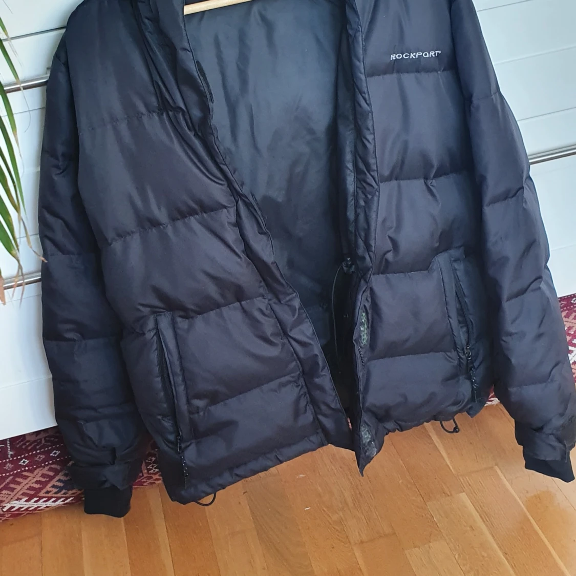 En puffer jacka  - 90
