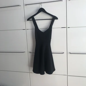  - Festlig/ somrig klänning! 🌷