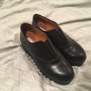  - I princip oanvända från & other stories 