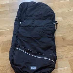 Britax - Till små barn. Inte används så mycke.