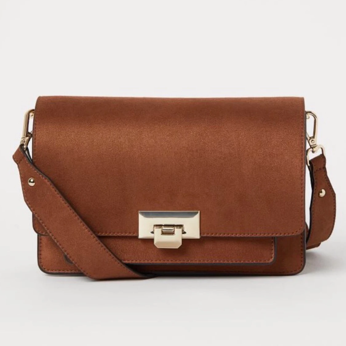 Oanvänd handväska från H&M